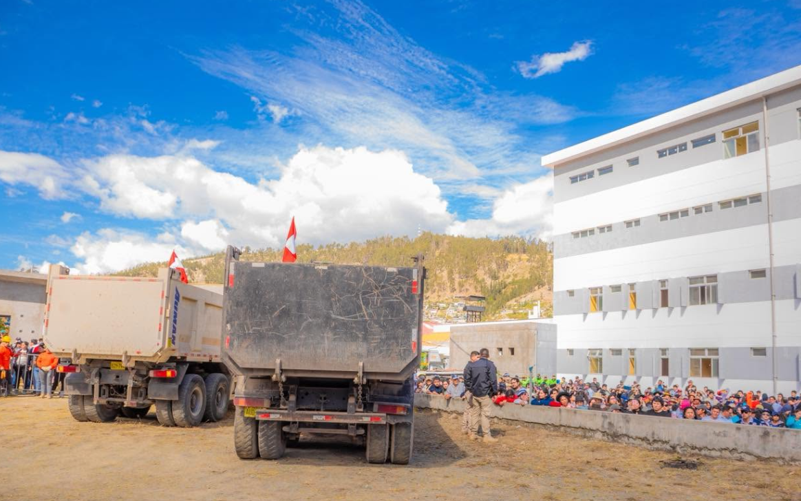 PRONIS INICIA OBRAS DEL NUEVO HOSPITAL DE ANDAHUAYLAS II-2 Y PREPARA INGRESO DE MAQUINARIA PESADA